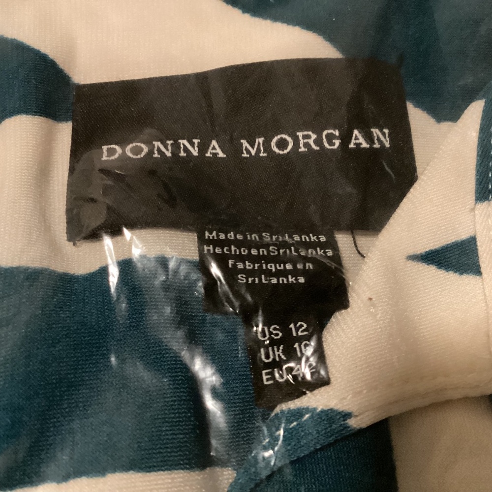 Donna Morgan Print Long Sleeve Wrap Shirtdress - Picture 7 of 16